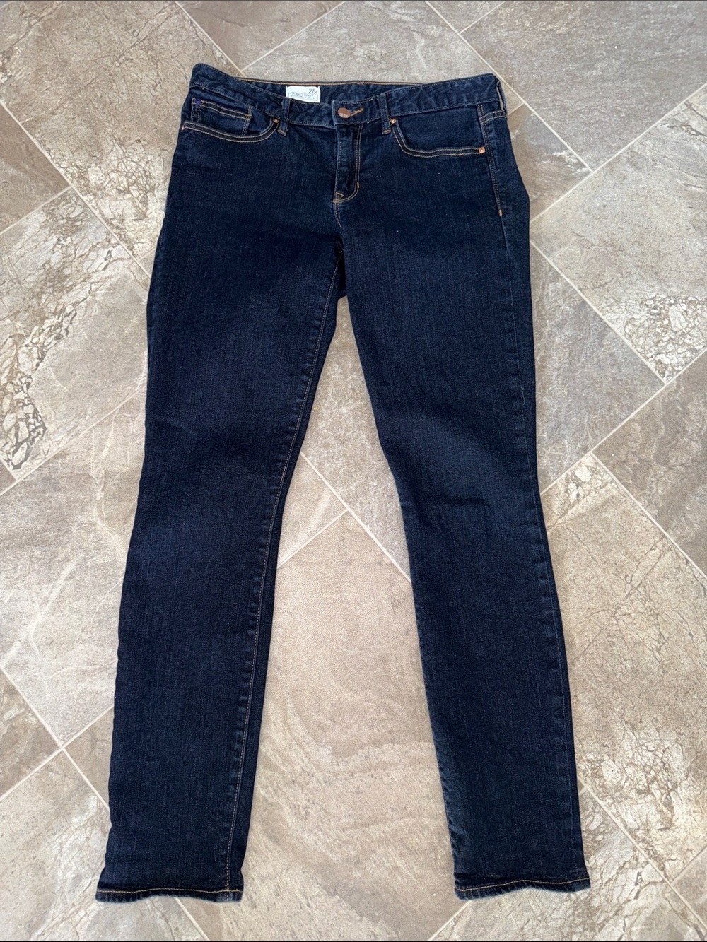 Gap 1969 size 28r Women’s Dark Blue Stretch always Skinny Jeans like new